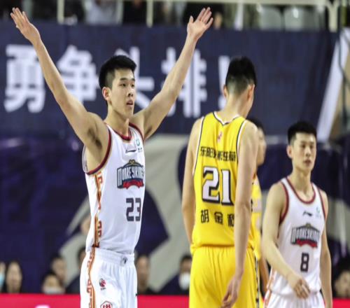 每节10分钟官宣！上季9名本土球员场均15+得分，下赛季能剩几个