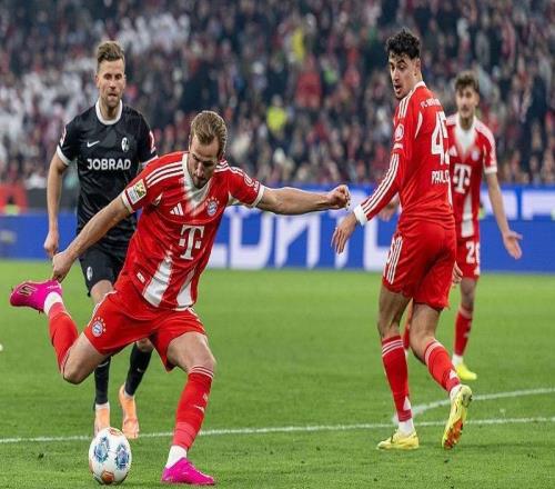 拜仁62狂胜弗赖堡联赛保持不败