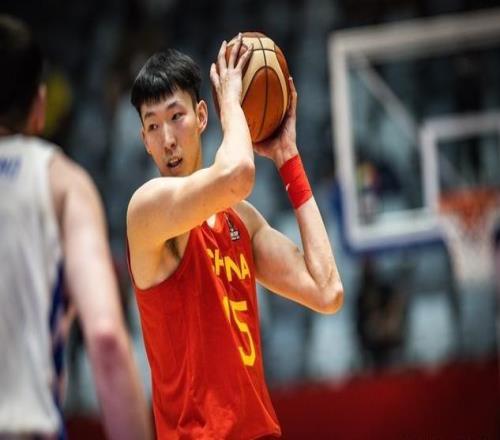 准NBA级内线对抗丨周琦和中国男篮复赛最大对手原骑士内线