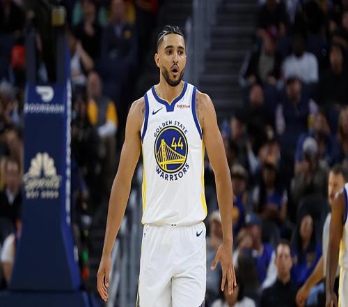 勇士裁掉双向合同锋线球员，他在本赛季的表现反而出现了退步