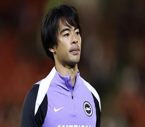 日本国脚与鬼合影