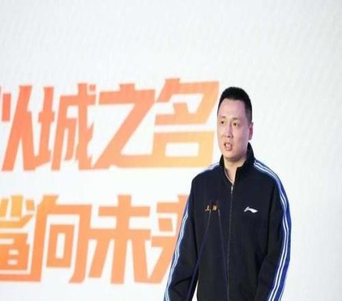 鲨向未来！上海久事男篮出征CBA新赛季