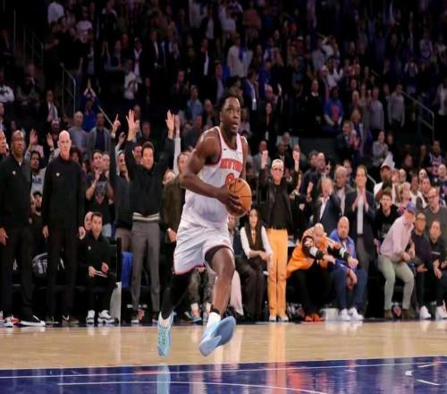 尼克斯球员阿努诺首发出战40分钟砍下28分9篮板3助