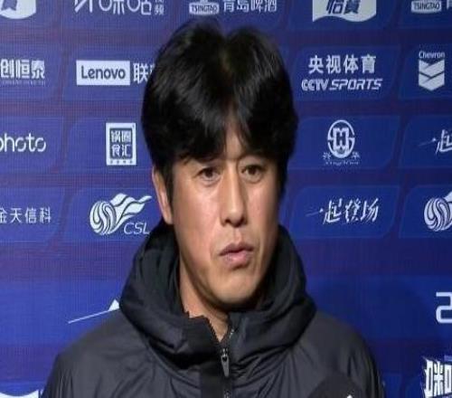 成都蓉城官方：为感谢徐正源的卓越贡献，授予其“功勋主教练”称号