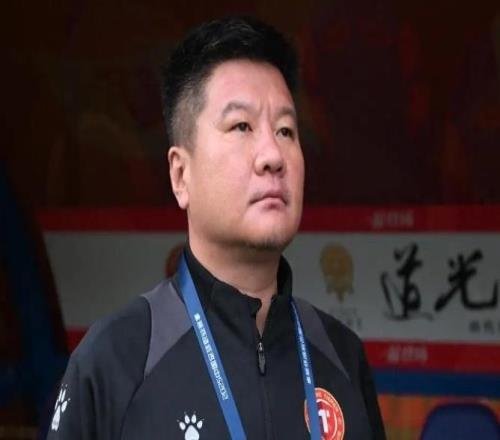 恭喜辽足！免费引进中国男足名将，李金羽立功，邦本宜裕压力大了