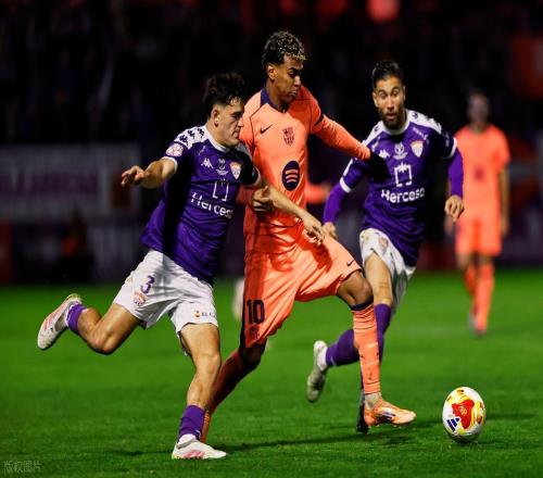 西甲：比利亚雷状态不佳，巴萨抢分无忧比利亚雷VS巴萨