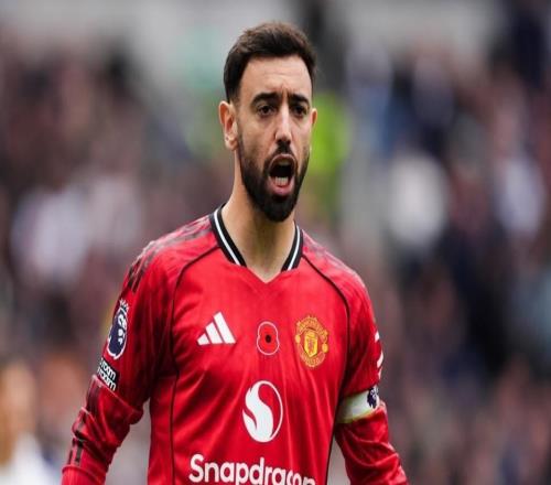 曼联再失良机！938天不入前五，27天首负，名宿：只能争第6