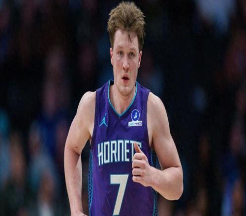 一战创两项历史第一，4号秀20+5三分太狠！恭喜NBA迎来库里接班人