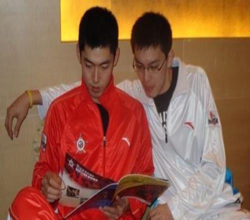 杨鸣：现在这个形势教练工作不好干，祝大家照顾好自己身体