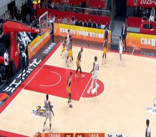 26岁广西球王，在质疑声中成为本土得分王