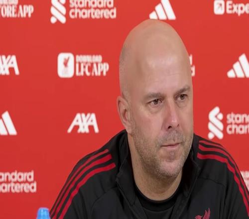 斯洛特：埃基蒂克不是我唯一的9号，基耶萨也能踢这个位置