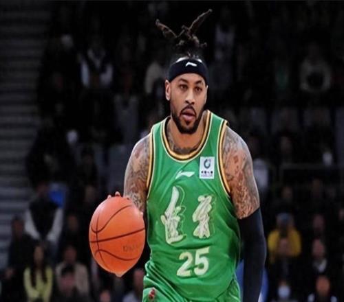 莫兰德场均4.4分，奥利弗场均5.2分，辽宁队报价NBA后卫