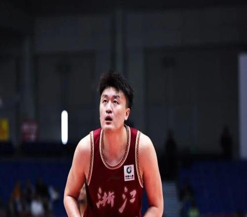 【CBA联赛】第七轮六人得分上双，浙江稠州金租9577胜新疆伊力特！