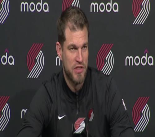 斯普利特：瀚森顶了几分钟让克林根能休息他在场赢6分总体是积极