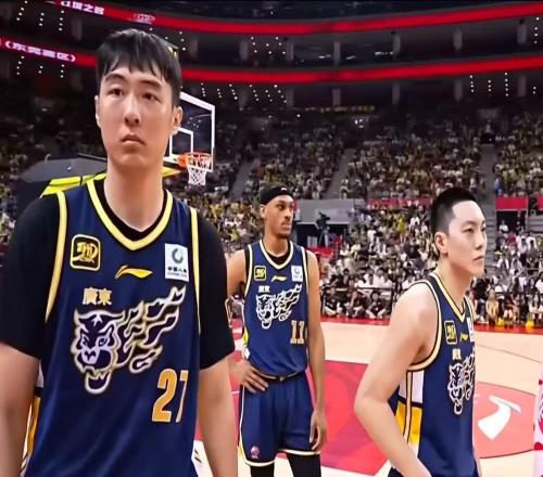 召回张明池护驾广东队“5打8”惨胜山西，徐杰陈家政差点被废了