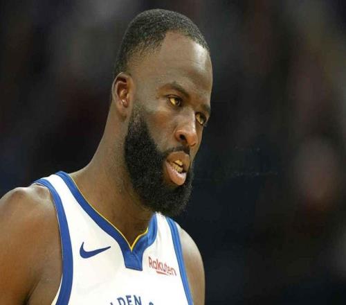 勇士队格林解释为啥在罚球时，对篮网队超级球迷出言不逊