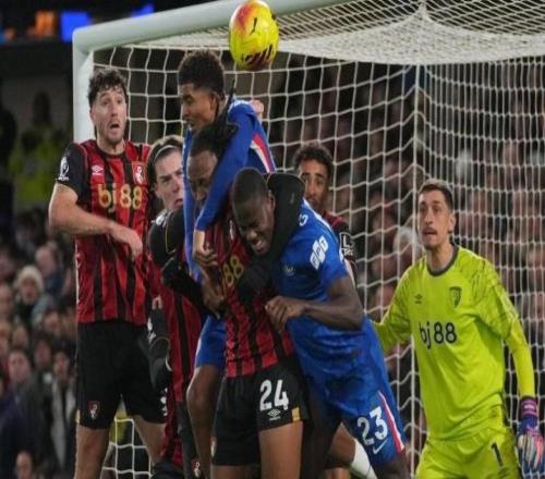 福法纳：这是一场艰苦的比赛我们还年轻，但我们需要更成熟