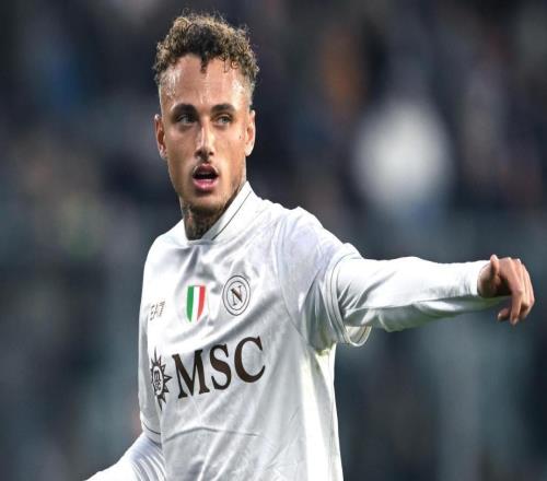 孔蒂买错人中锋难接班卢卡库边锋效率低，转会仅半赛季就要离开