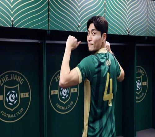 浙江官宣朴镇燮加盟！媒体人热议：补上最后短板，新赛季要干大事