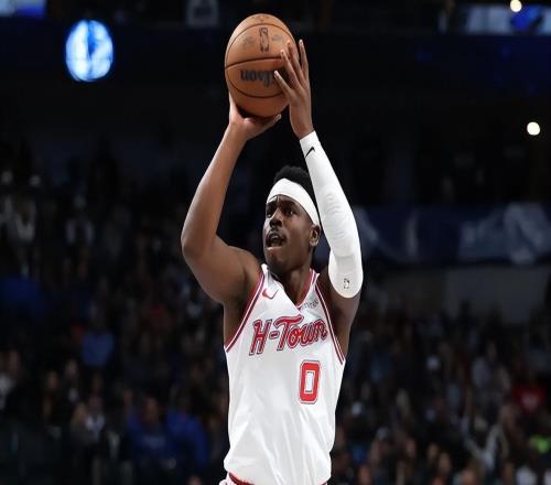 最近一段时间的表现都一塌糊涂！火箭后场大将的状态令人担心