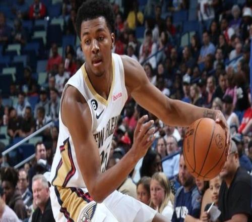 墨菲狂砍42分迎生涯之夜鹈鹕该送走的不是他而是锡安