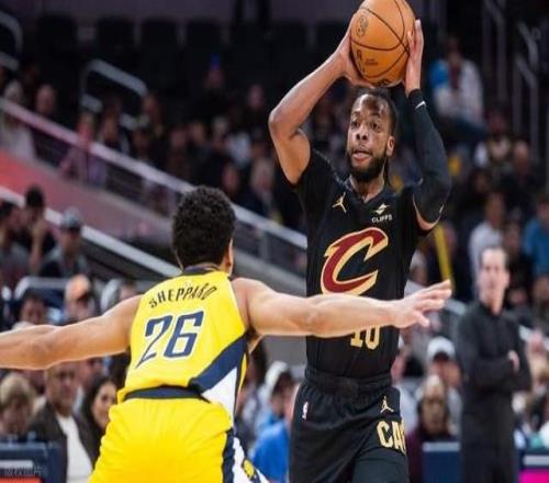 13连败创队史最差！全场球迷鸦雀无声，6人得分上双真尽力了