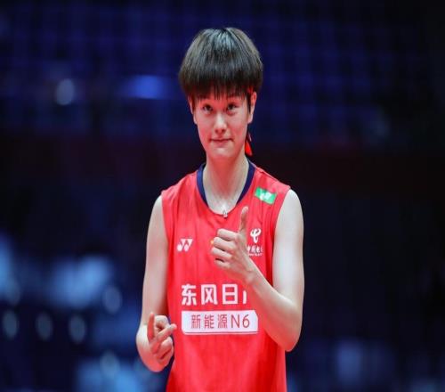 体坛联播萨卡将与阿森纳续约五年，曼城签下加纳国脚塞门约