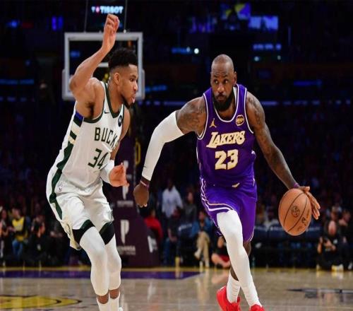 双丰收，雄鹿战胜湖人后，字母哥收到了一份来自詹姆斯的特别礼物