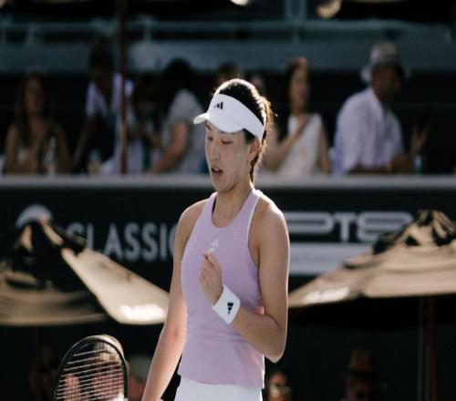 体坛联播业余球队爆冷淘汰水晶宫，王欣瑜冲击巡回赛首冠