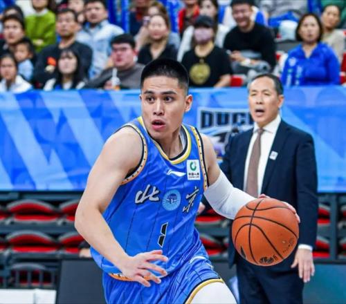 北京输球揪出最大毒瘤！他上场17分钟，投篮5中0，下滑太严重了