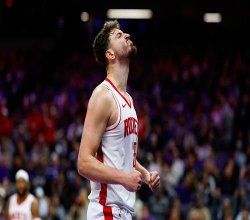 集体破防，火箭记者崩溃发文：现在都气得说不出话来