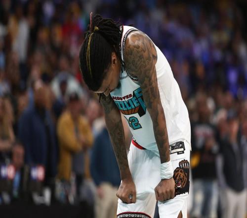 记者：莫兰特的灰熊生涯已经结束，所有人都知道灰熊想让他走