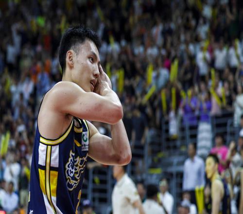 8投2中，4失误！徐杰究竟怎么了杜锋一语道破天机，真不怪他