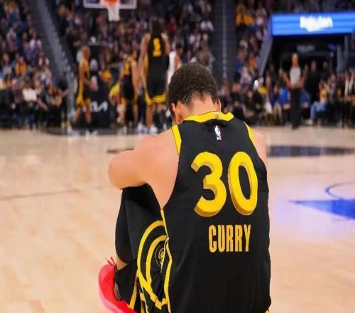 惨胜！巴特勒重伤退赛！他的膝盖...或赛季报销！