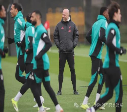 发布会直接被问阿隆索！希望斯洛特忍辱负重，带利物浦扬眉吐气