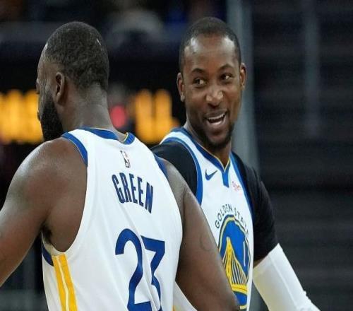 轰20+5！库明加被雪藏33天归来，科尔：很满意