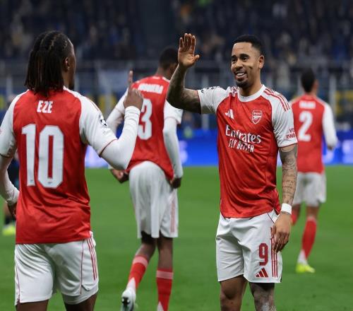 31！阿森纳攻陷梅阿查，7连胜提前出线，送国米欧冠尴尬3连败