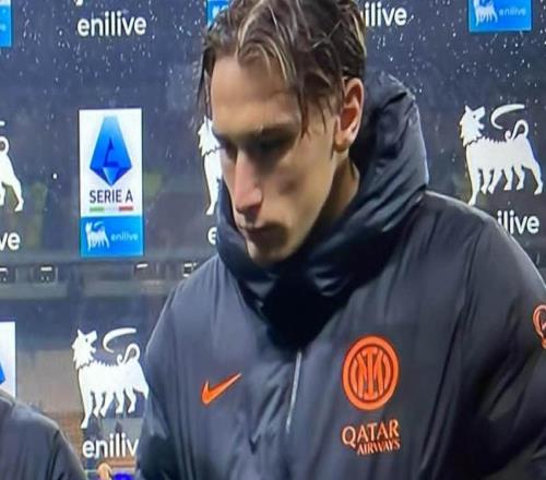 皮奥：球迷给了我和维埃里一样的歌声我还没法和他相提并论