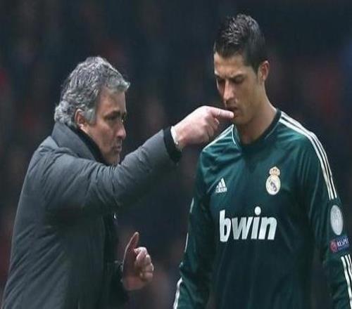 卡兰卡：穆帅和C罗就像父子，曾经当众严厉斥责C罗是有意为之