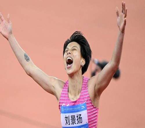 “教练兼职带我跨栏”，“刘景扬们”的专项教练在哪新京报快评