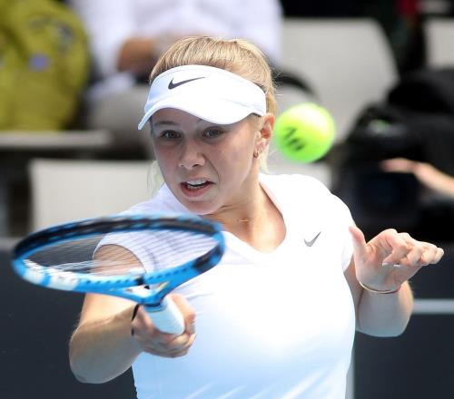 从1000赛到总决赛，连胜四大满贯冠军，阿尼西莫娃值得尊重