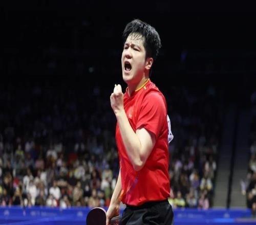 巩立姣泪别收官之战，樊振东与王曼昱双双卫冕