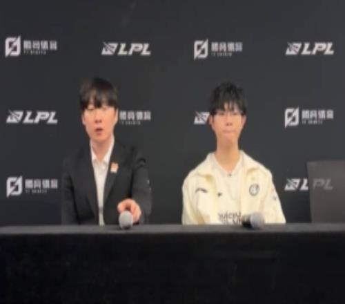 Mafa教练：顶着可能三连败压力选手和教练组都很努力才赢下比赛