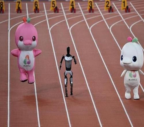 全运会“大湾鸡”和机器人的百米对决，谁赢了