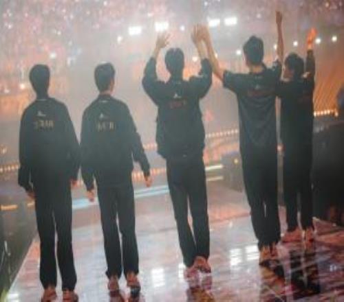 JoeMash：很幸运拥有Faker，他成长为团队领袖和战术枢纽