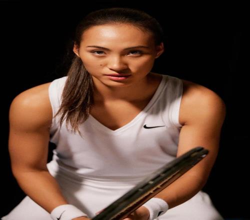 这一年八场比赛超三小时二十分钟，郑钦文一比赛竟排第二