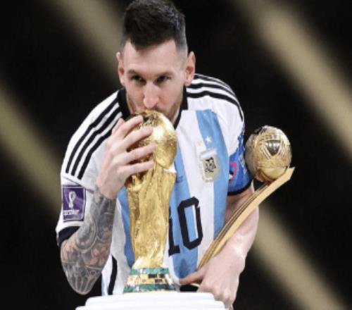 曝梅西想在巴黎主场展示世界杯奖杯高层不乐意