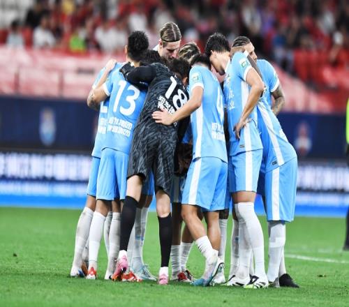 河南队展现了朴实的民间情怀，赢得的共鸣早已超出足球的界限_中超直播免费直播视频直播