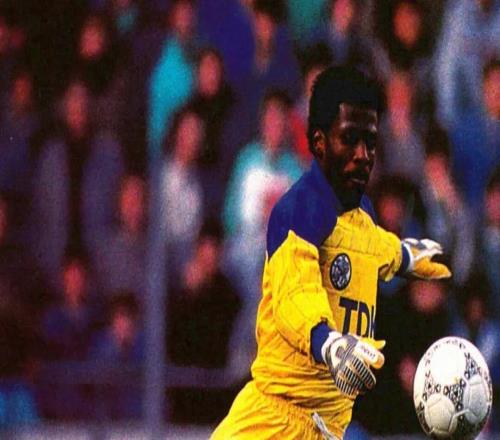 足球地理丨家乡的世界杯之梦，由中超弃帅点燃