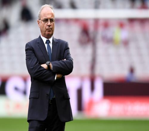 法媒报道巴黎总监坎波斯确认将致力于收购外租球员以提升卫星俱乐部的实力_法甲直播